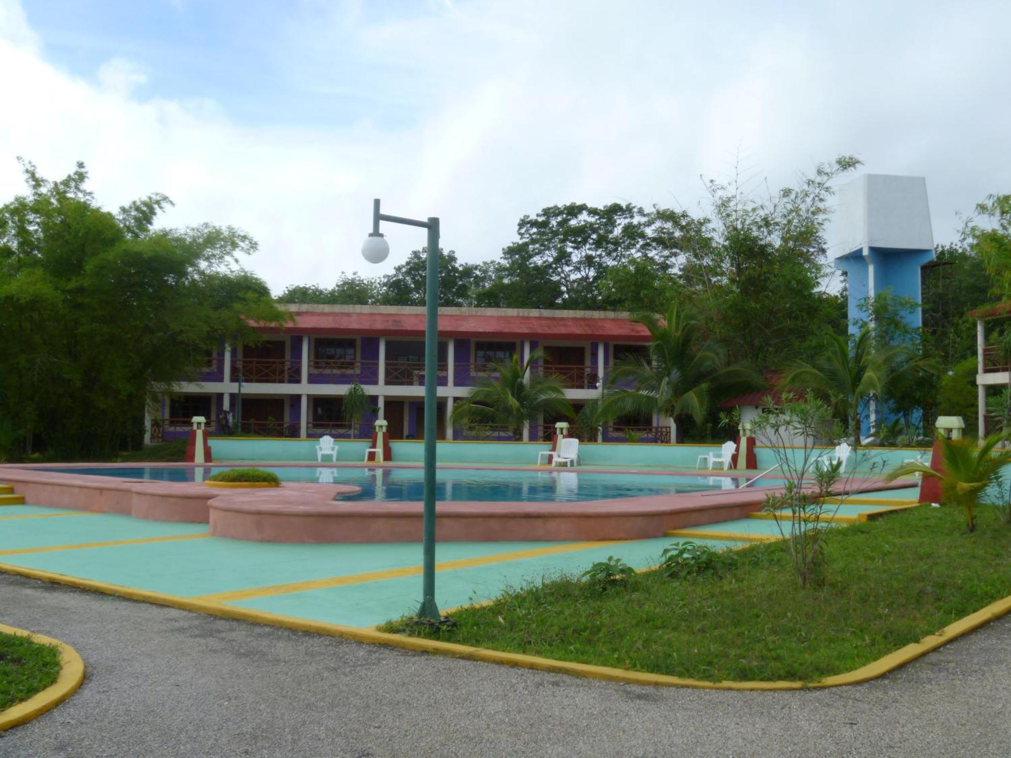Hotel Debliz Xpujil Extérieur photo