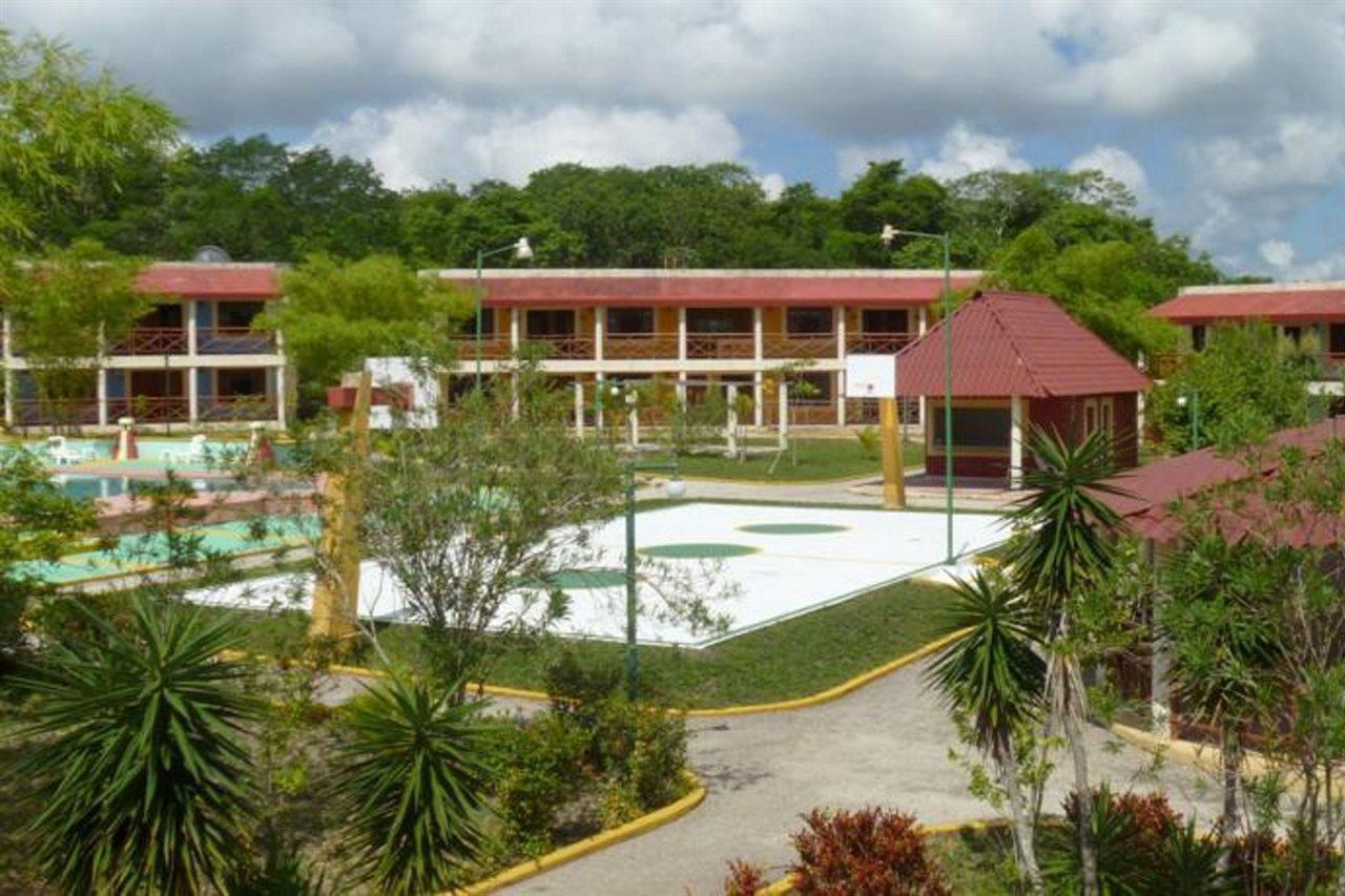 Hotel Debliz Xpujil Extérieur photo