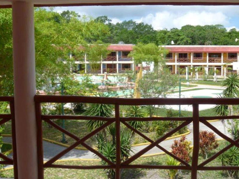 Hotel Debliz Xpujil Extérieur photo